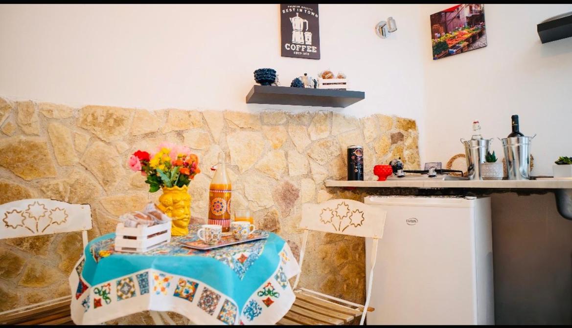 Albergheria Little Home Palermo Exteriér fotografie